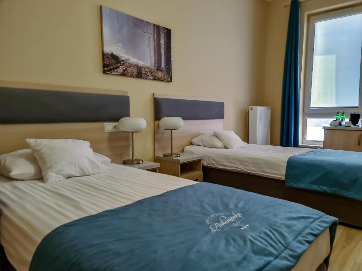 Antoninska Hotel & Apartamenty Leszno  Luaran gambar