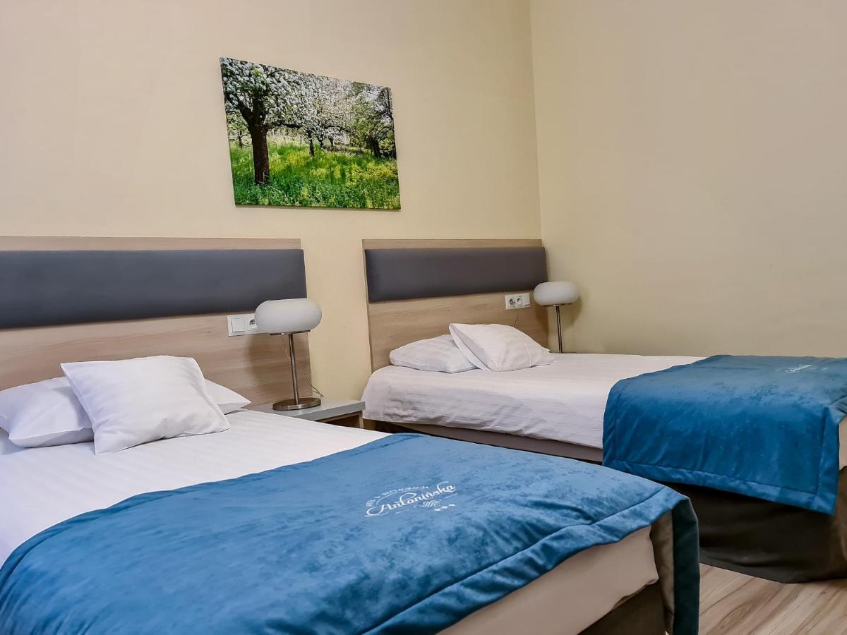 Antoninska Hotel & Apartamenty Leszno  Luaran gambar