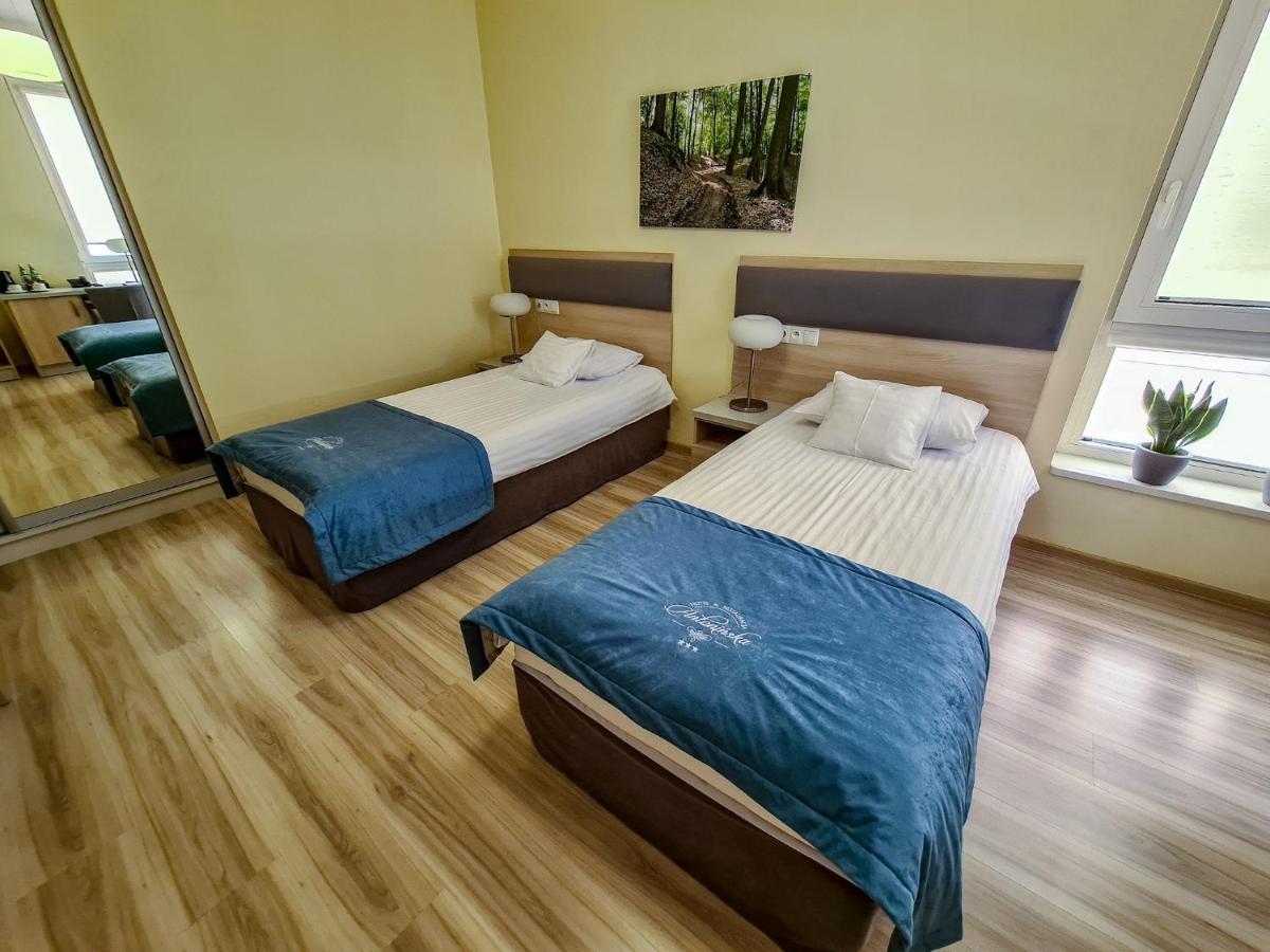 Antoninska Hotel & Apartamenty Leszno  Luaran gambar
