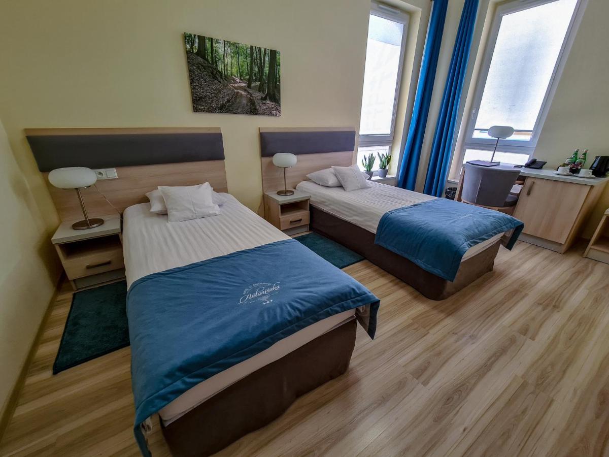 Antoninska Hotel & Apartamenty Leszno  Luaran gambar