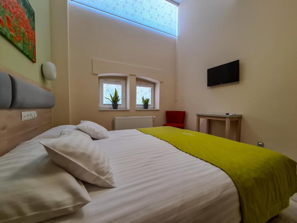 Antoninska Hotel & Apartamenty Leszno  Luaran gambar