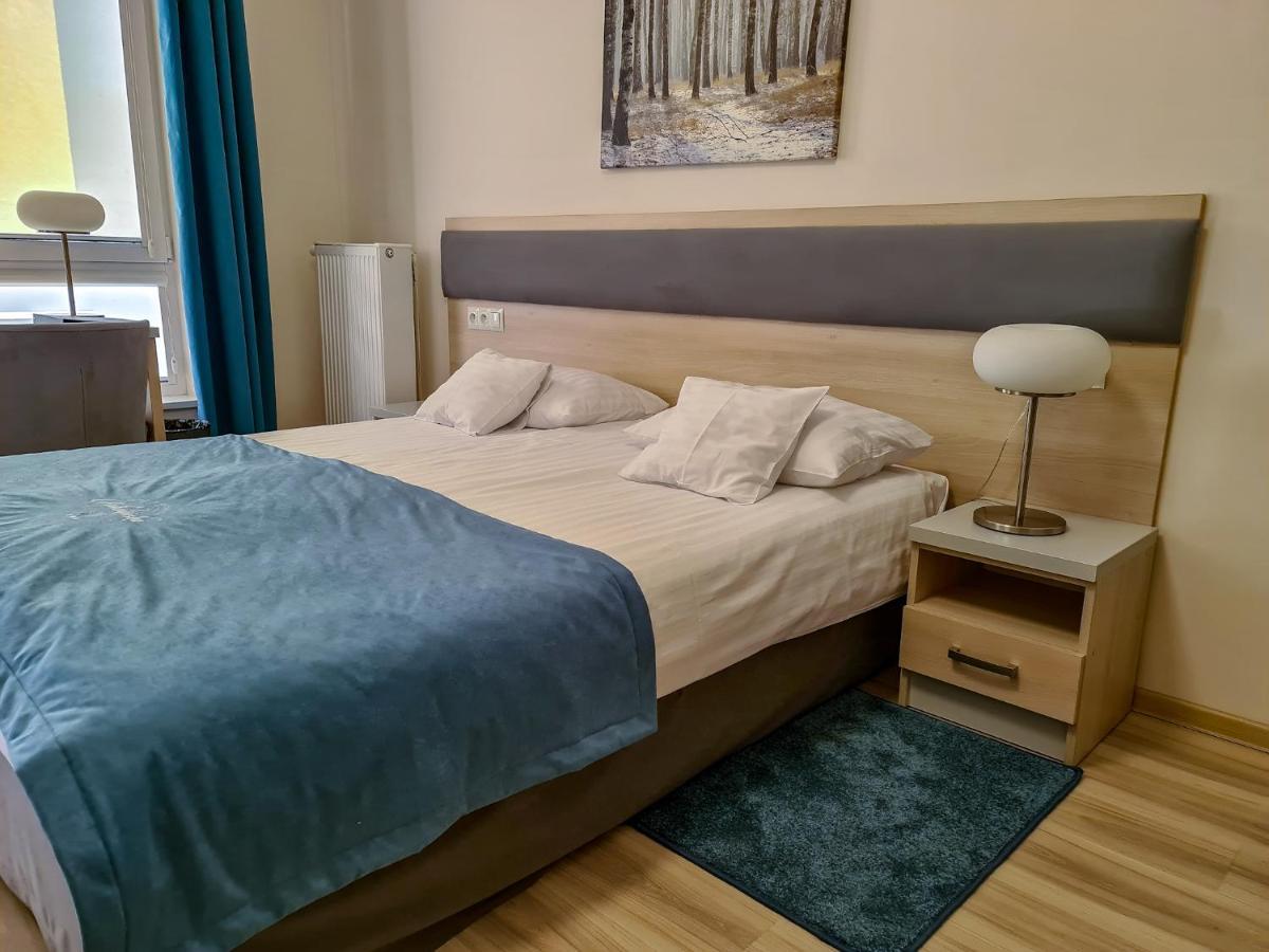 Antoninska Hotel & Apartamenty Leszno  Luaran gambar