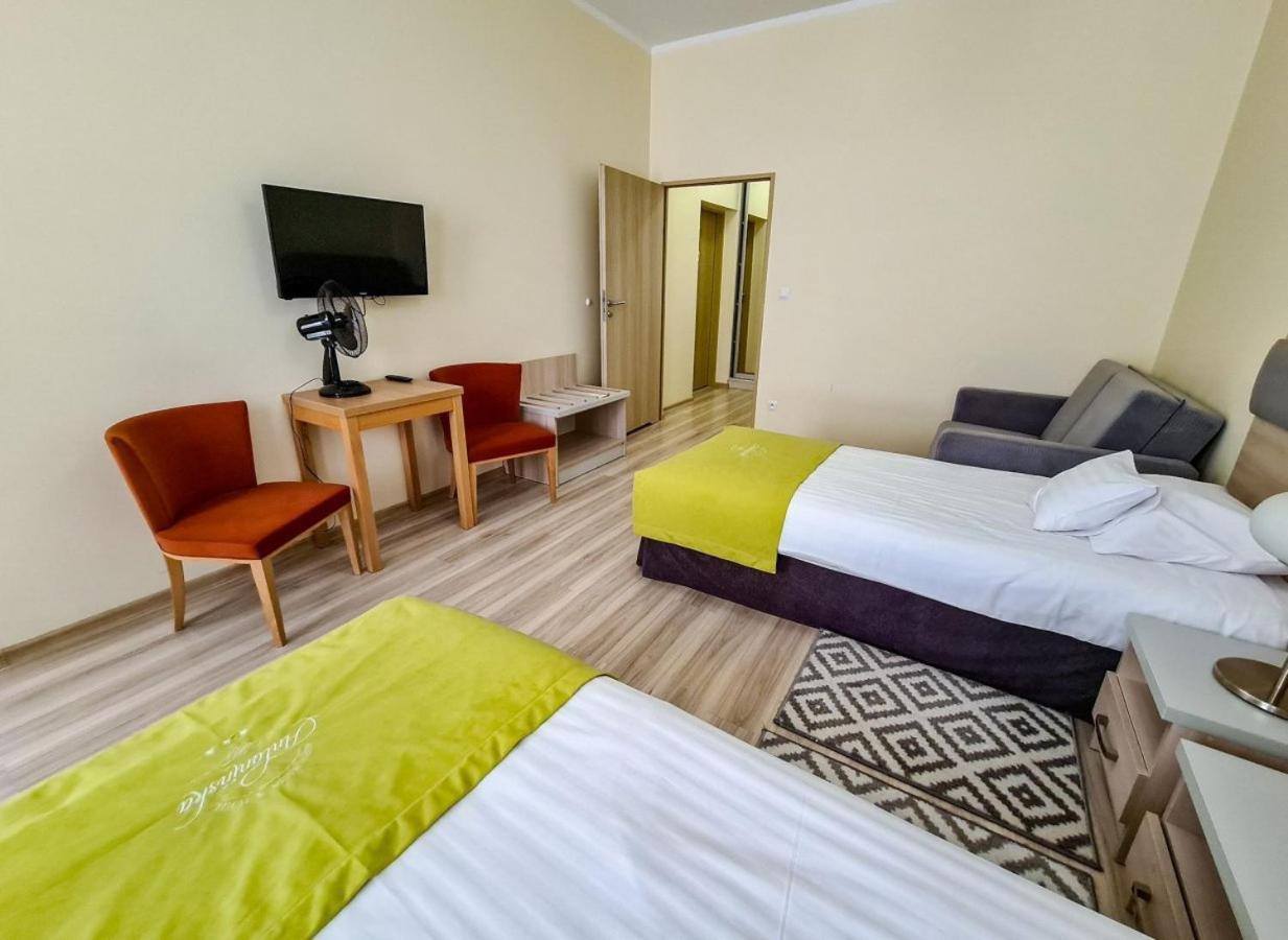 Antoninska Hotel & Apartamenty Leszno  Luaran gambar