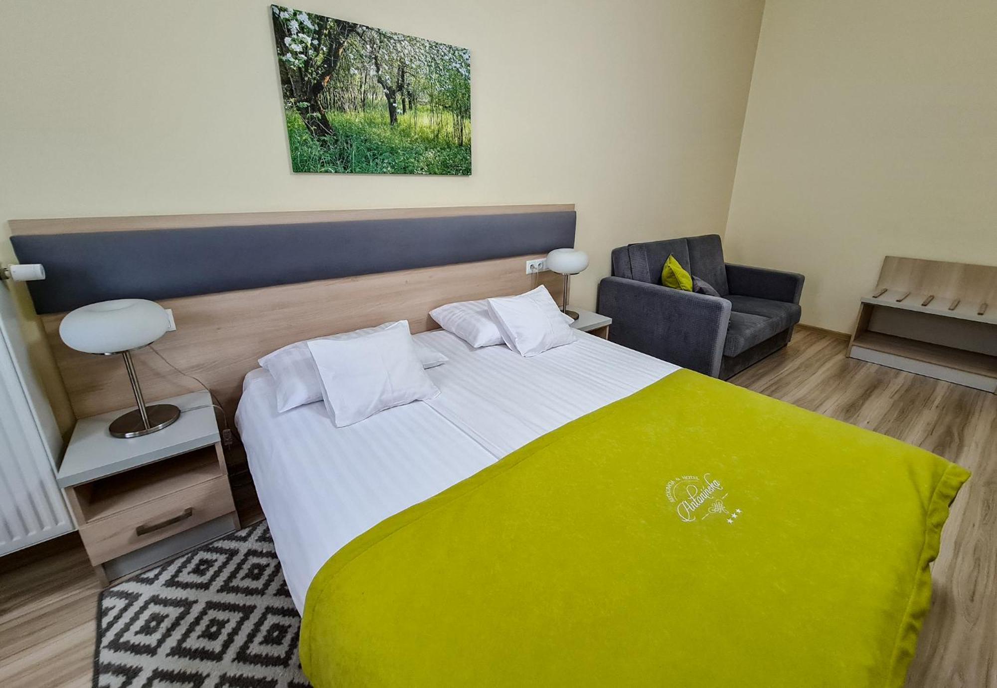 Antoninska Hotel & Apartamenty Leszno  Luaran gambar